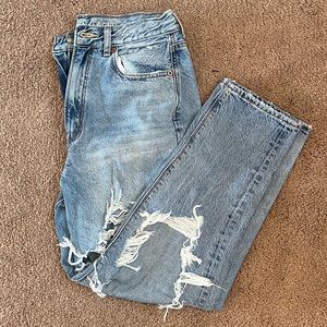 American Eagle highest rise mom jean